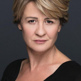 Hülya Gülşen Irmak — Gülsüm