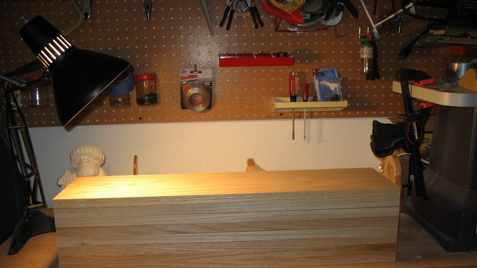 Сериал The New Yankee Workshop