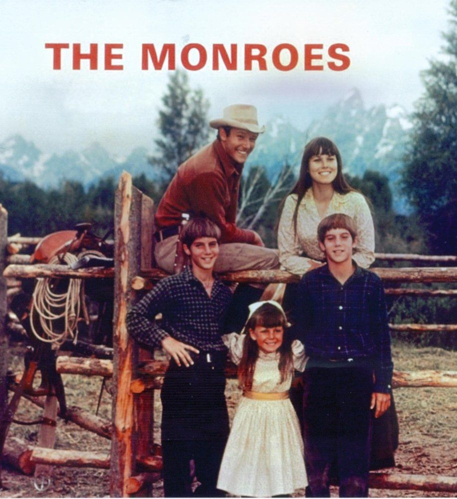 Сериал The Monroes (1966)