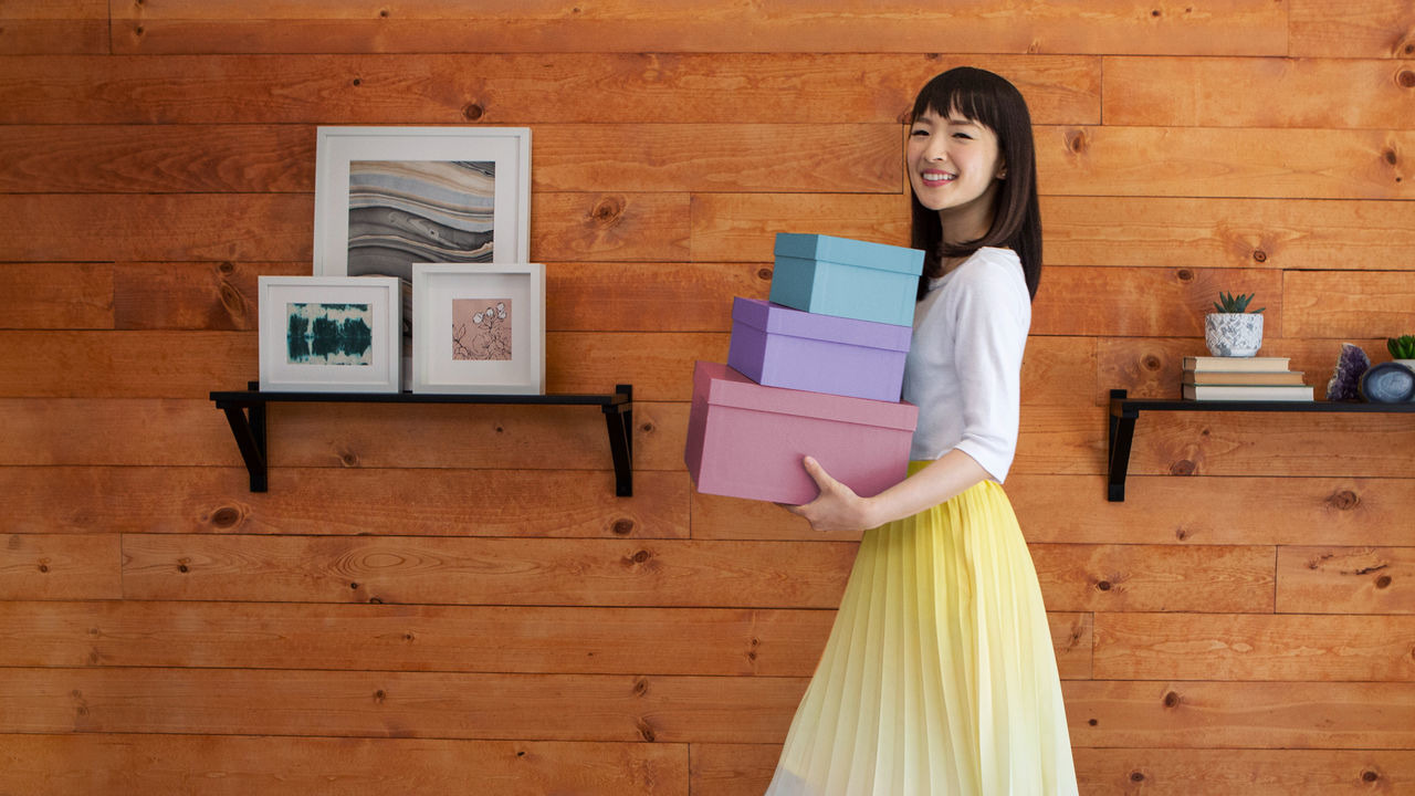 Show Tidying Up with Marie Kondo