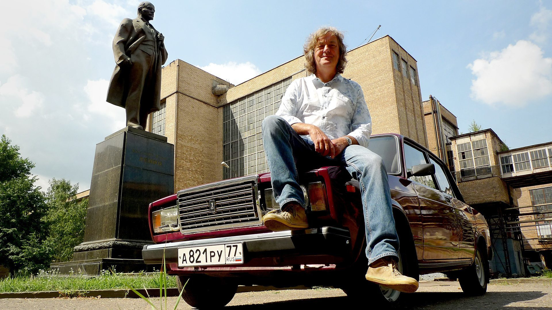 Show James May's Cars of the People