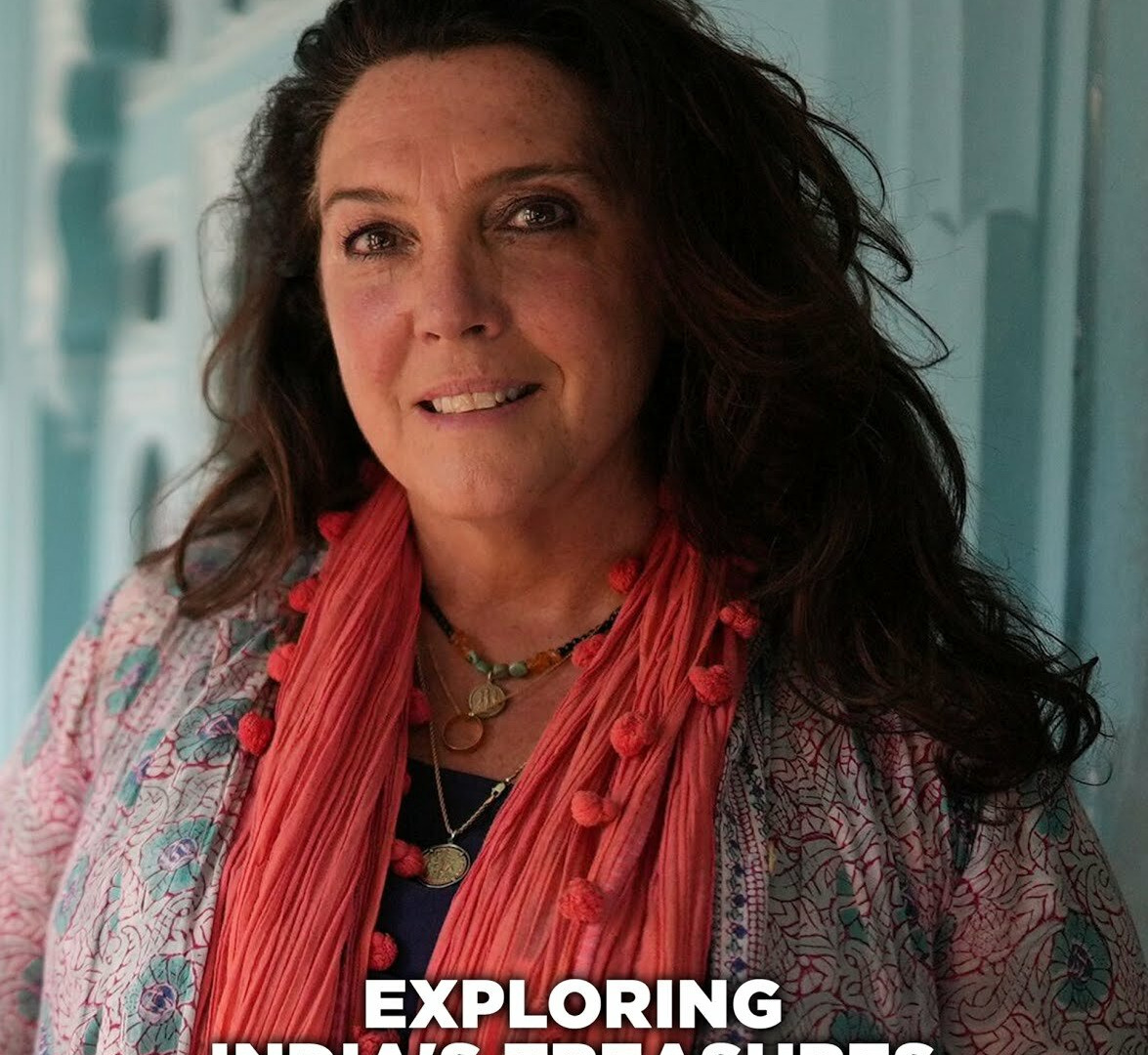 Сериал Exploring India with Bettany Hughes