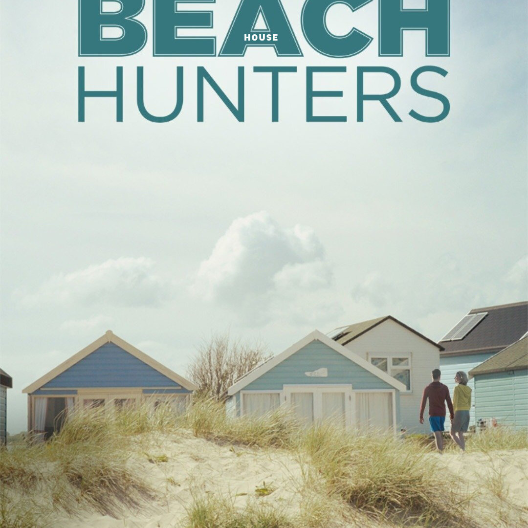 Сериал Beach House Hunters