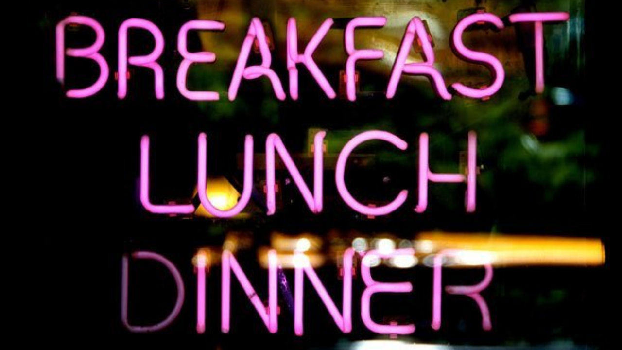 Сериал Breakfast, Lunch and Dinner