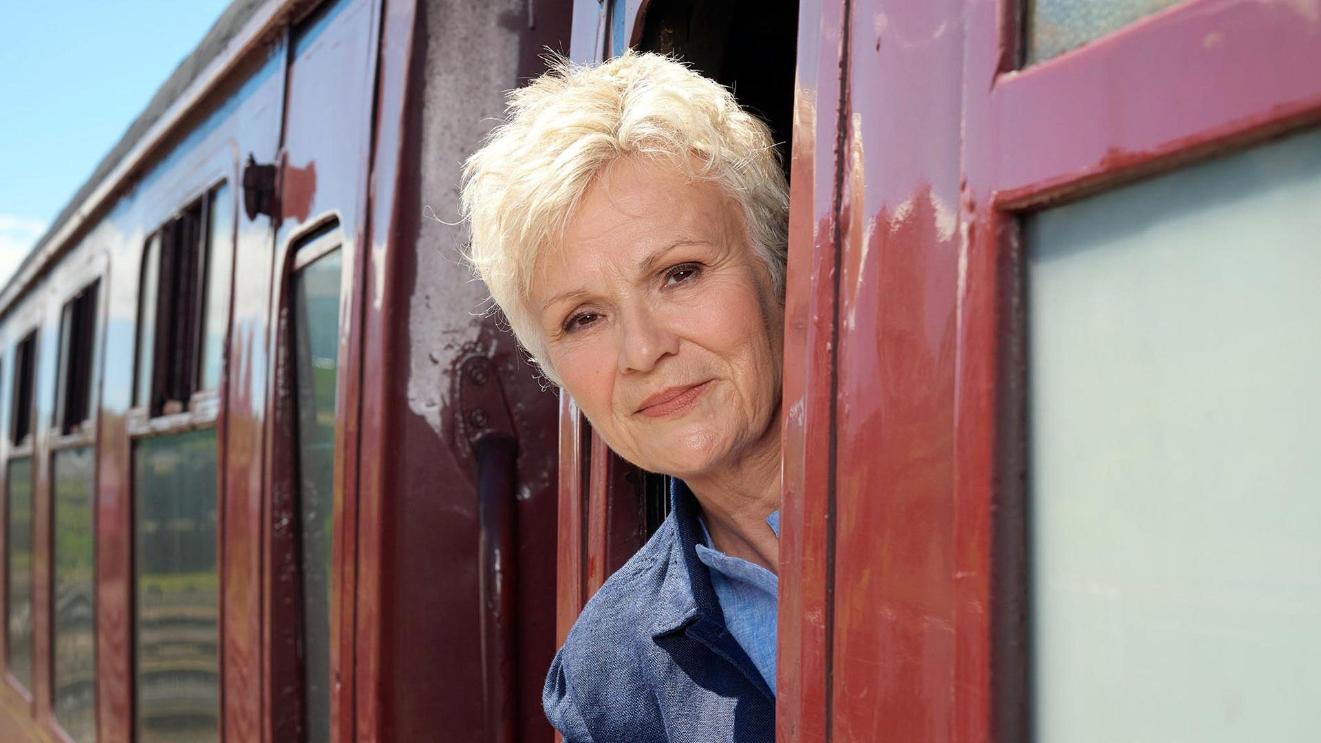 Сериал Coastal Railways with Julie Walters