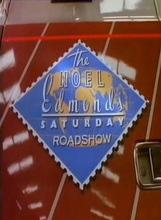 Сериал The Noel Edmonds Saturday Roadshow