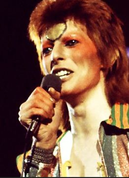 Show David Bowie Trilogy