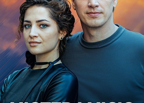Сериал Містер і місіс Малишки