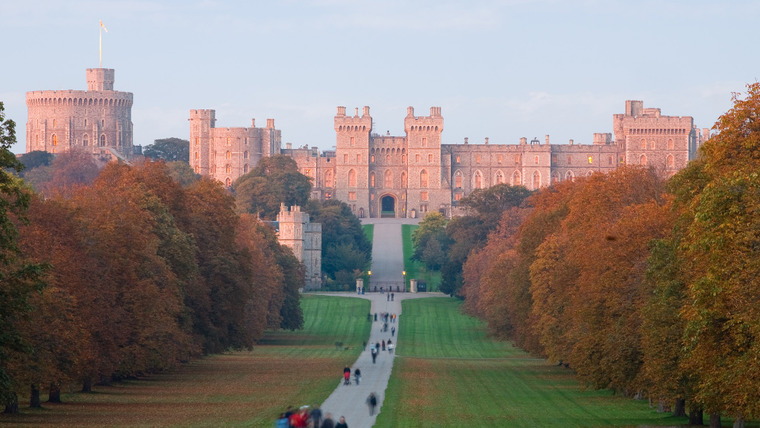 Show The Queen's Castle