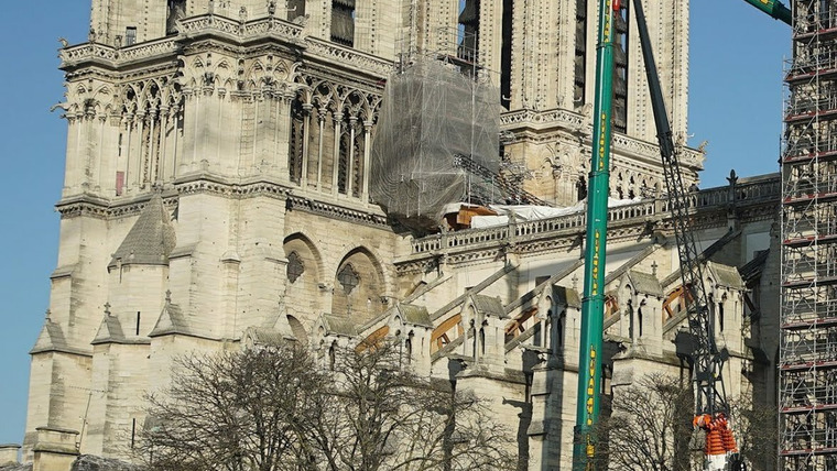 Сериал Rebuilding Notre-Dame