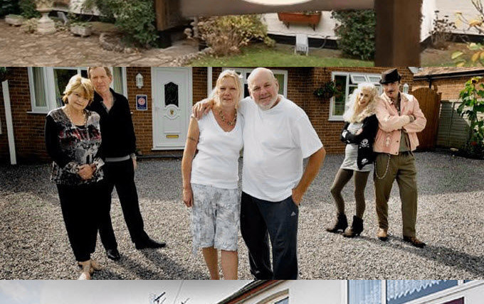 Сериал Three in a Bed