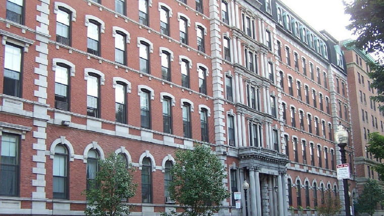 Сериал Сент-Элсвер