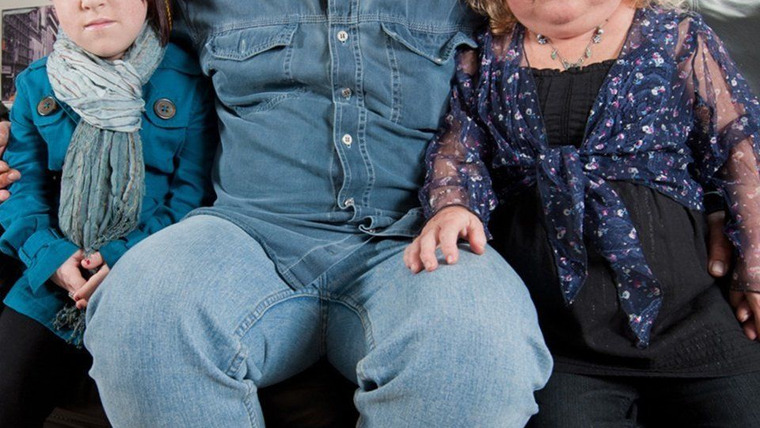 Сериал Small Teen Bigger World