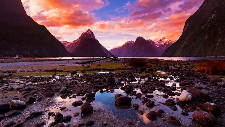 Show New Zealand: Earth's Mythical Islands