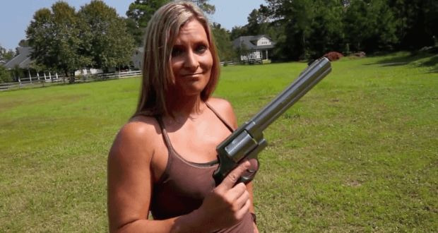 Show The Big Gun: Ladies First