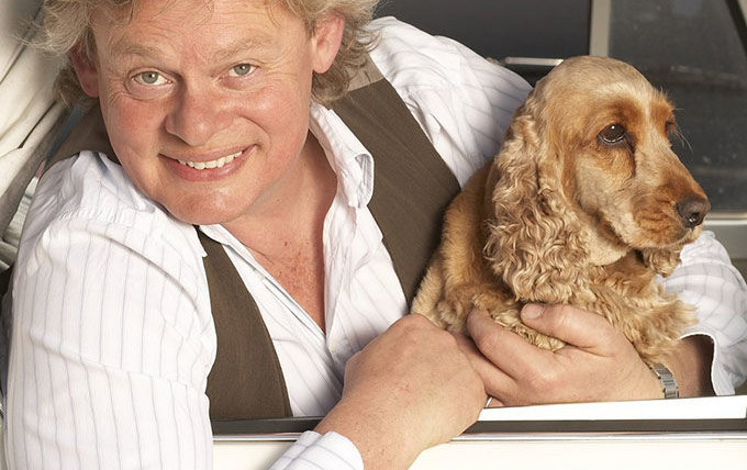 Сериал Martin Clunes: My Travels and Other Animals