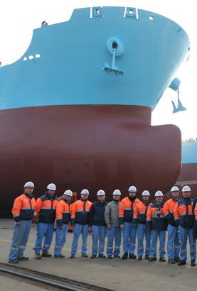 Show World's Biggest Shipbuilders