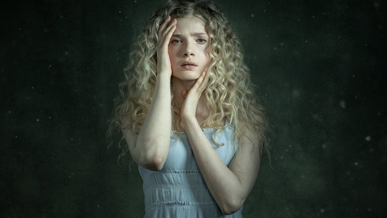 Сериал Священная ложь