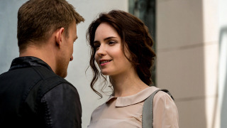 Show Украденная жизнь