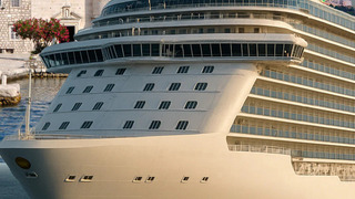 Сериал Cruising to the Ends of the Earth