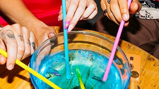 Сериал Party Island: Summer in Zante
