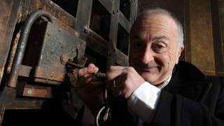 Show Tony Robinson's Crime and Punishment