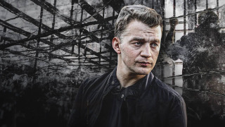 Сериал Чужой среди своих