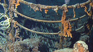 Show Titanic: Secrets of the Shipwreck