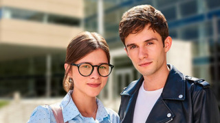 Сериал Крылья бабочки