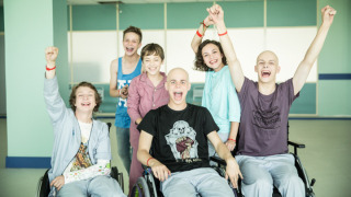 Сериал Красные браслеты (Украина)