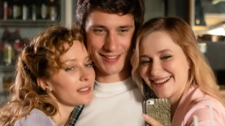 Сериал Комната роз