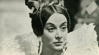 Show Собака на сене