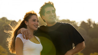 Show Bize Bi'şey Olmaz