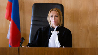 Show Судьи и судьбы